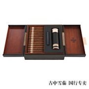 Jay-Z 与 Cohiba 合作推出 Comador