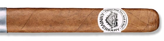 2025雪茄迷世界评分 第17名 征途 超15.5周年纪念版 银色 Viaje Fifteen Plus Two And A