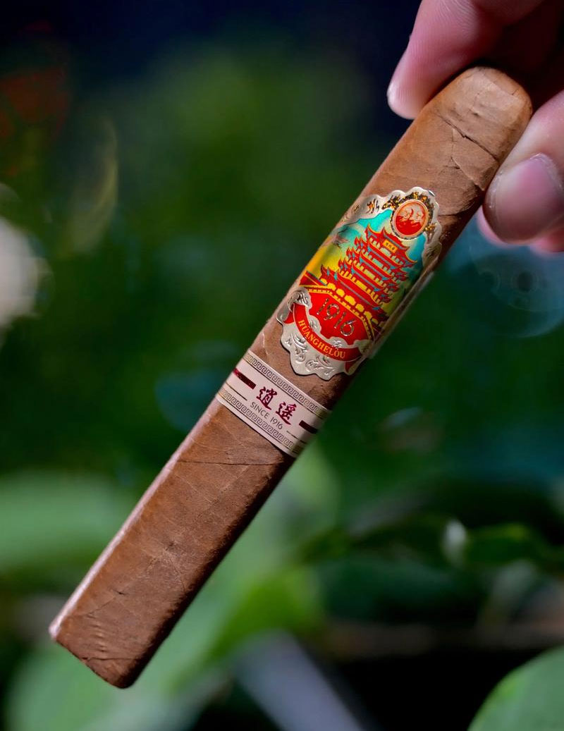 黄鹤楼 逍遥6号 英文全称：Huanghelou Xiaoyao No.6 Box‑Pressed Robusto
